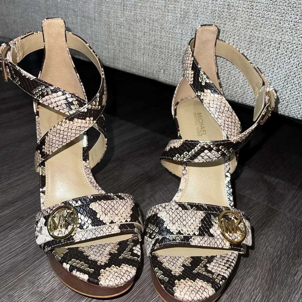 Carmen Snake Embossed Wedge Sandal - Picture 3 of 4